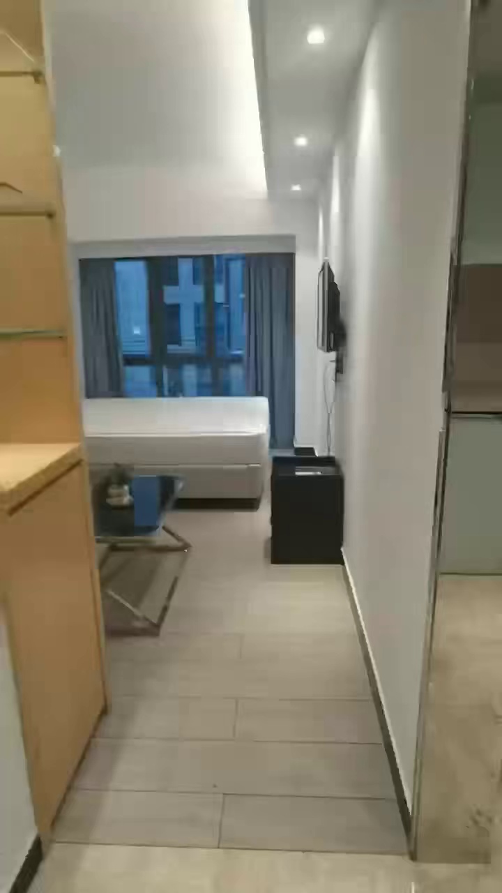 下沙地铁口，京基滨河时代，单间，5300