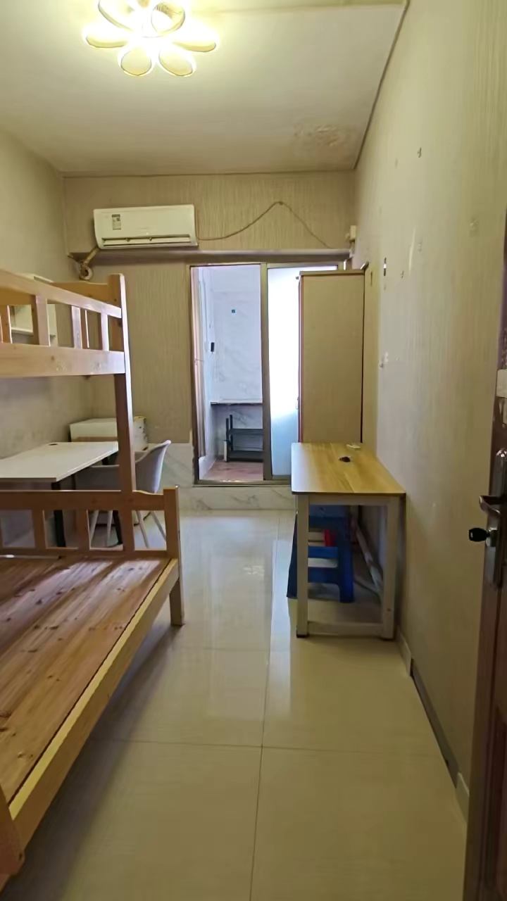 【华北 茂业 远望 曼哈 电梯公寓】 租金2380 家具:空调，热水器，床，洗衣机 地址:赛格科技园10楼E 适住:华北，茂业，远望，2.3.7号线