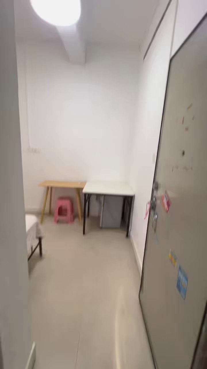 单间出租 丁头村106号 6楼 通风采光好 生活交通便捷