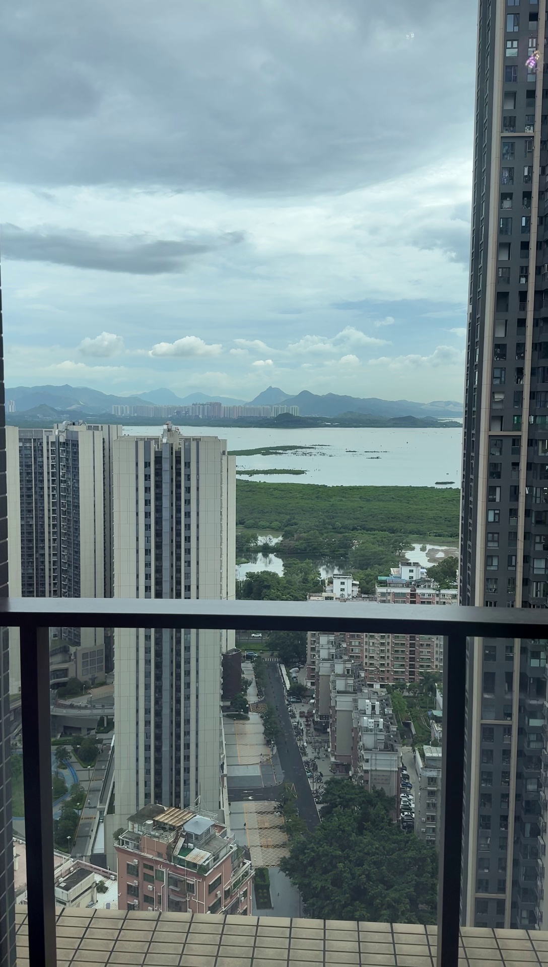 红树湾1号，两房一厅，12000