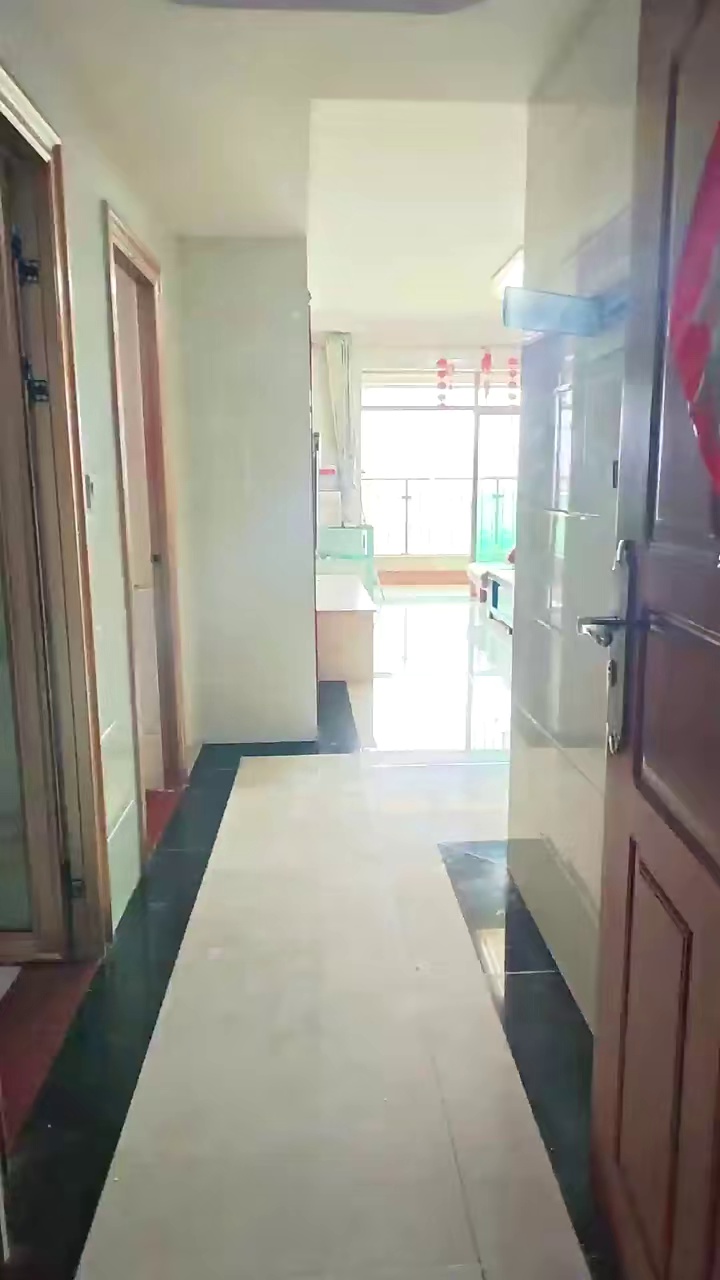 马安山上城名邸2+1拎包入住3200随时看房