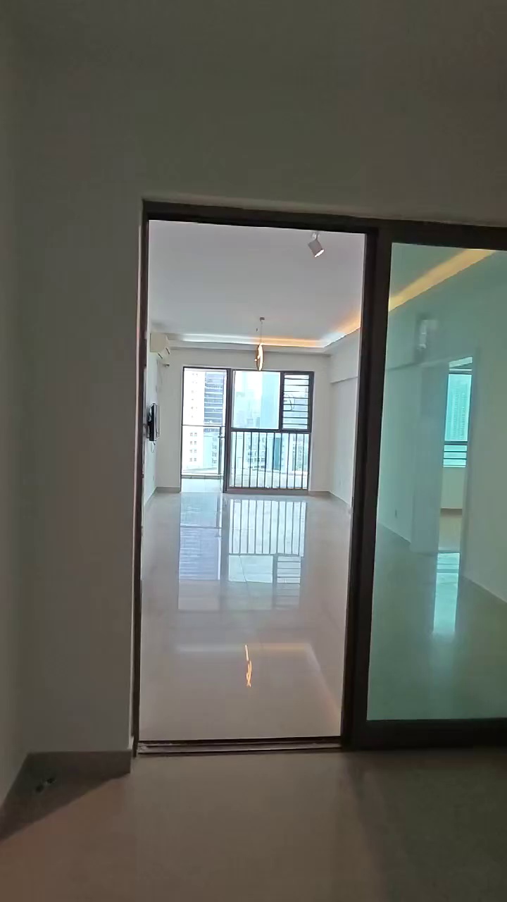 景源华庭三房一厅9500