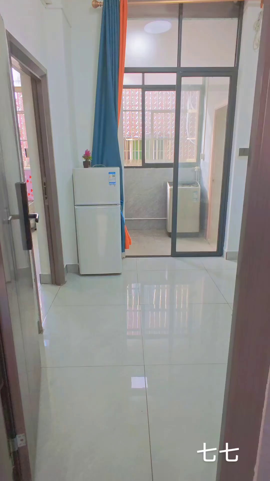 南联地铁站附近 刘屋小区 精装一房一厅 1450/月
