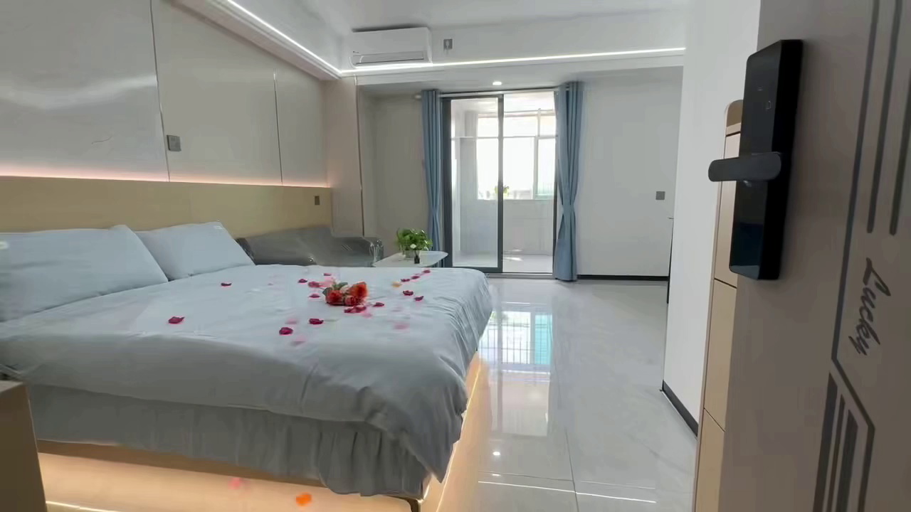 近良基智汇 鸿宇大厦 超大单间 ? 2180-2380 路边独栋 精装修