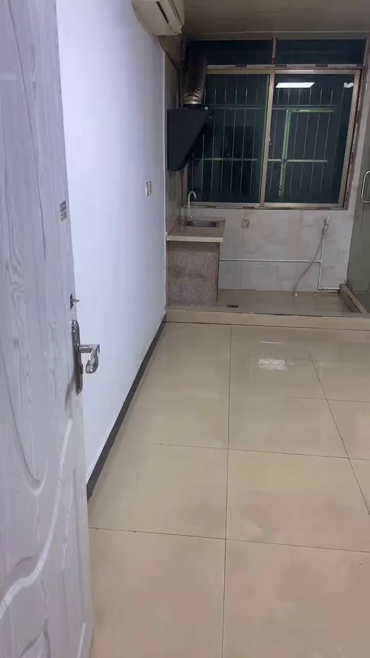 三联，超大单间，1200