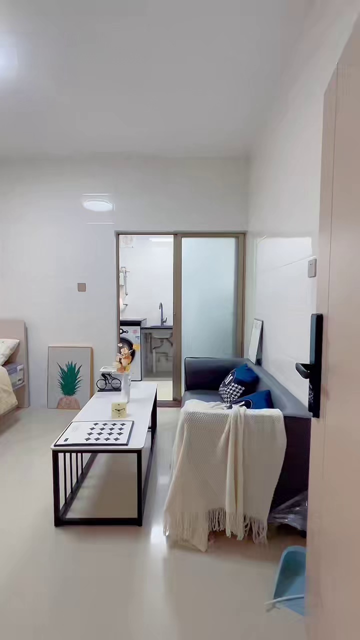 新州中心村。2楼。2580