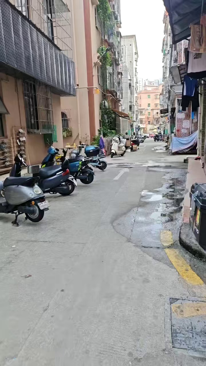 六约牛始埔一楼一房一厅特价