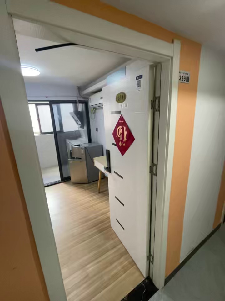 固戍-上围园新村 独立厨卫-大单间-不进村 月租1280方便停车?