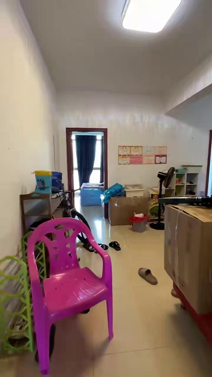 出租 河滨花园 13号线地铁石岩站 三房两厅 电梯高层 3700/月