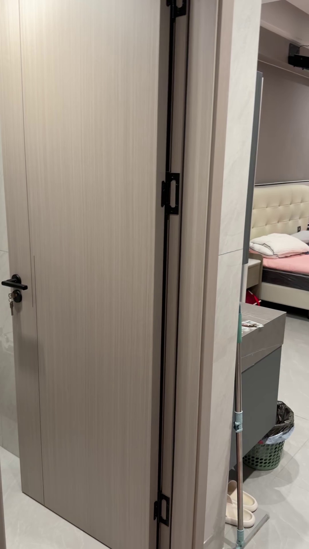 兆鑫广场奶油风大一居室转租6500