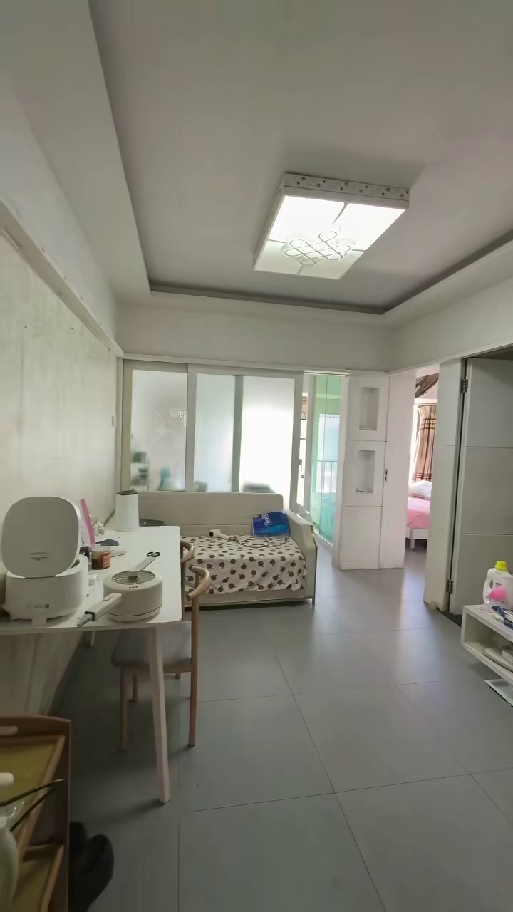 汇泰大厦2房，5600