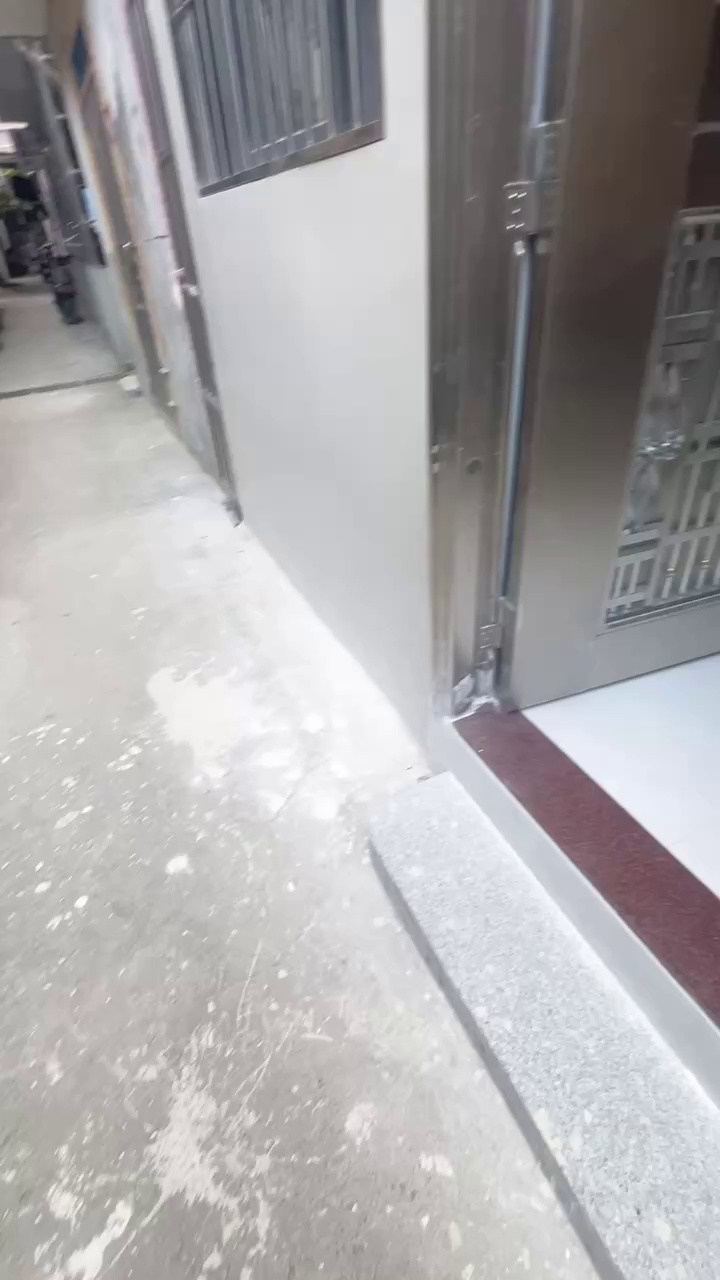 薯田埔，马田小学一楼一整层，精装三房 主卧1.8米大床，租金2200/月 业主要求家庭居住，有联系我看房