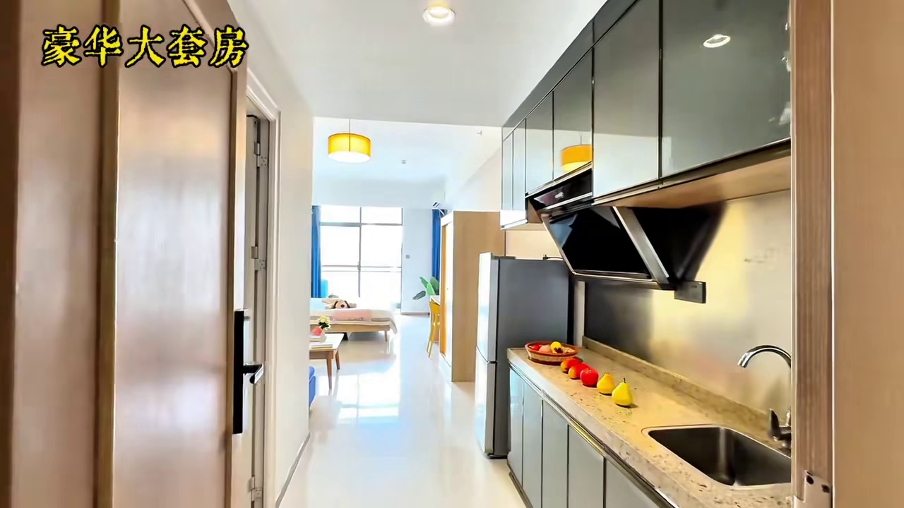 12号线西乡桃源丨路边独栋 52平超大阳台单间2700-2800全包 双电梯 可办理停车月卡 车位充足