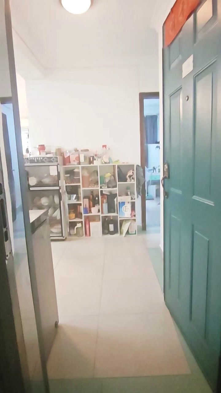 岗厦岗厦北地铁口 彩天名苑小区两房一厅 户型非常好，6400/月