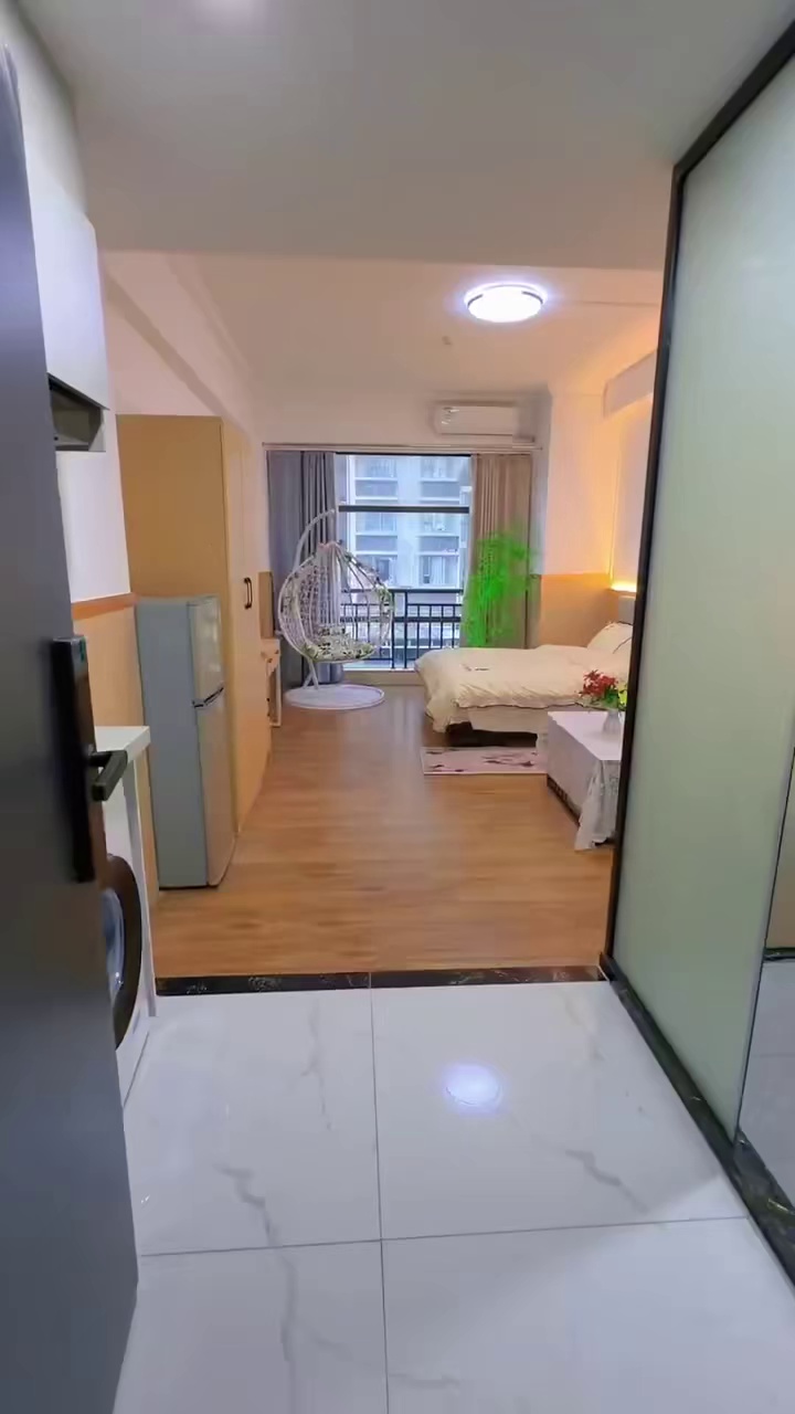 樟树布大单间带落地窗