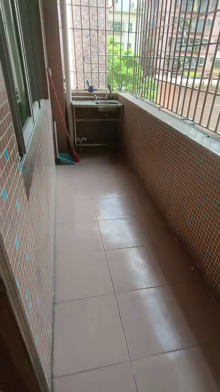 上横朗三房出租
