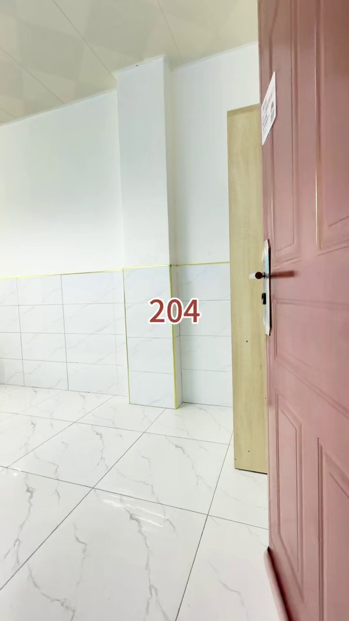 房租1450沙龙路精装修独立大单房， 2楼，拎包入住