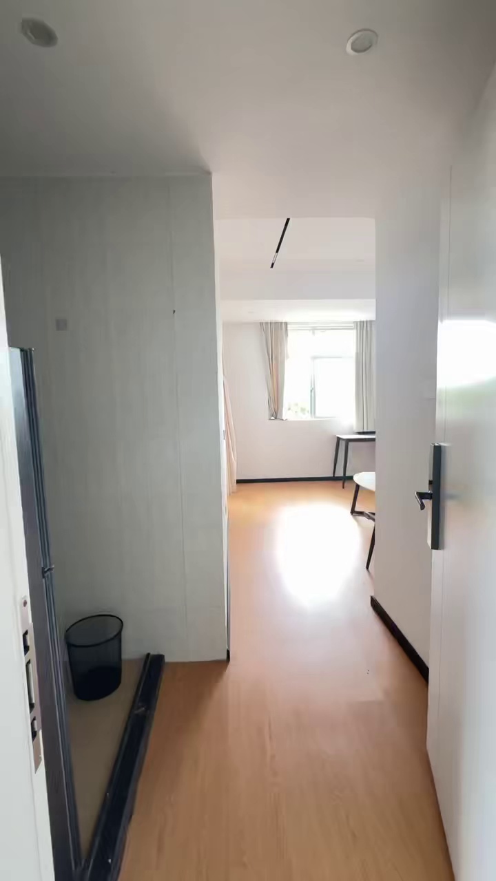 玉律电梯一房一厅1380