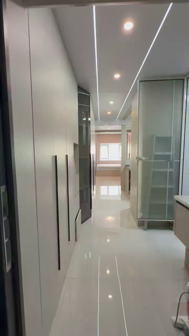 西丽366大街 城市公寓 精装一房一厅4600月