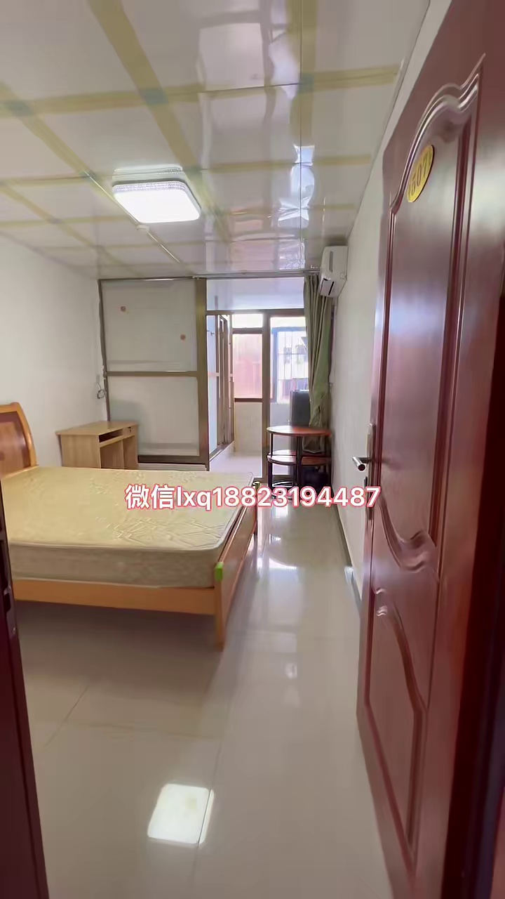 长龙地铁2分钟 凯旋荟旁 精装大单间 1680特价