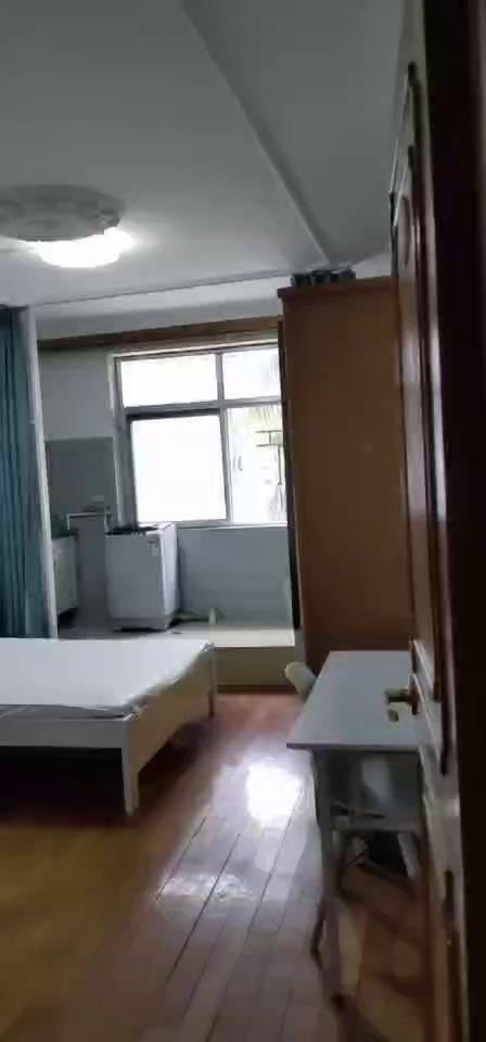 桃园地铁 荔苑小区 大单间 两个窗户 采光好