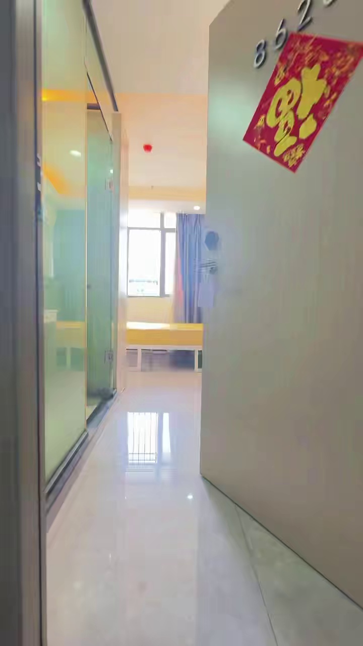 桥头西站大族激光电梯单间1080