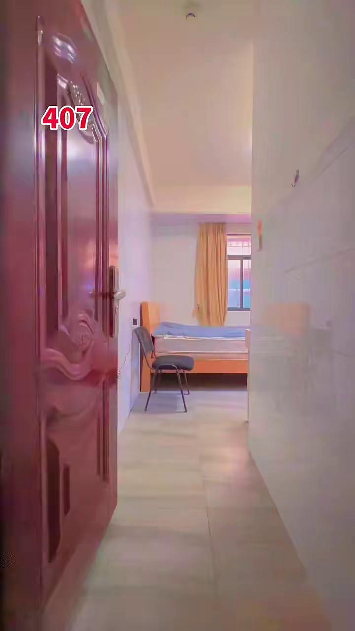 白石厦幼儿园附近 实惠单间，押一付一 900/月 包管理网络费