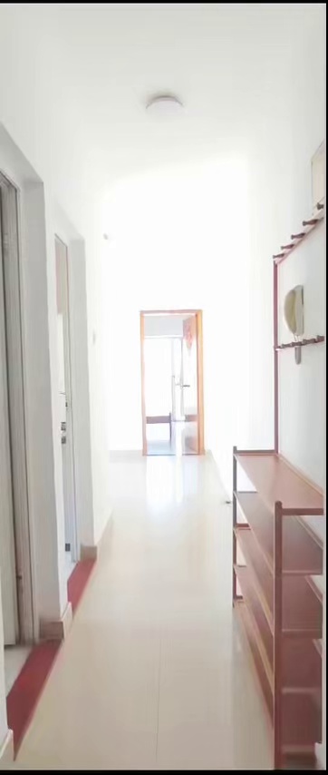 西丽地铁口 城市公寓小区 一房一厅4200