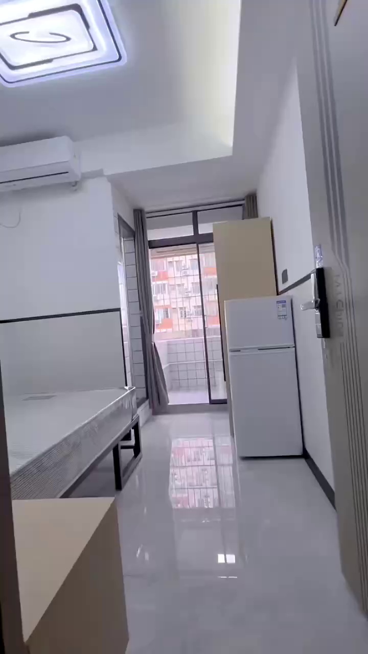 高性价比精装公寓单间带阳台1380（可小刀），龙胜元芬双地铁陶吓村，近锦华大厦