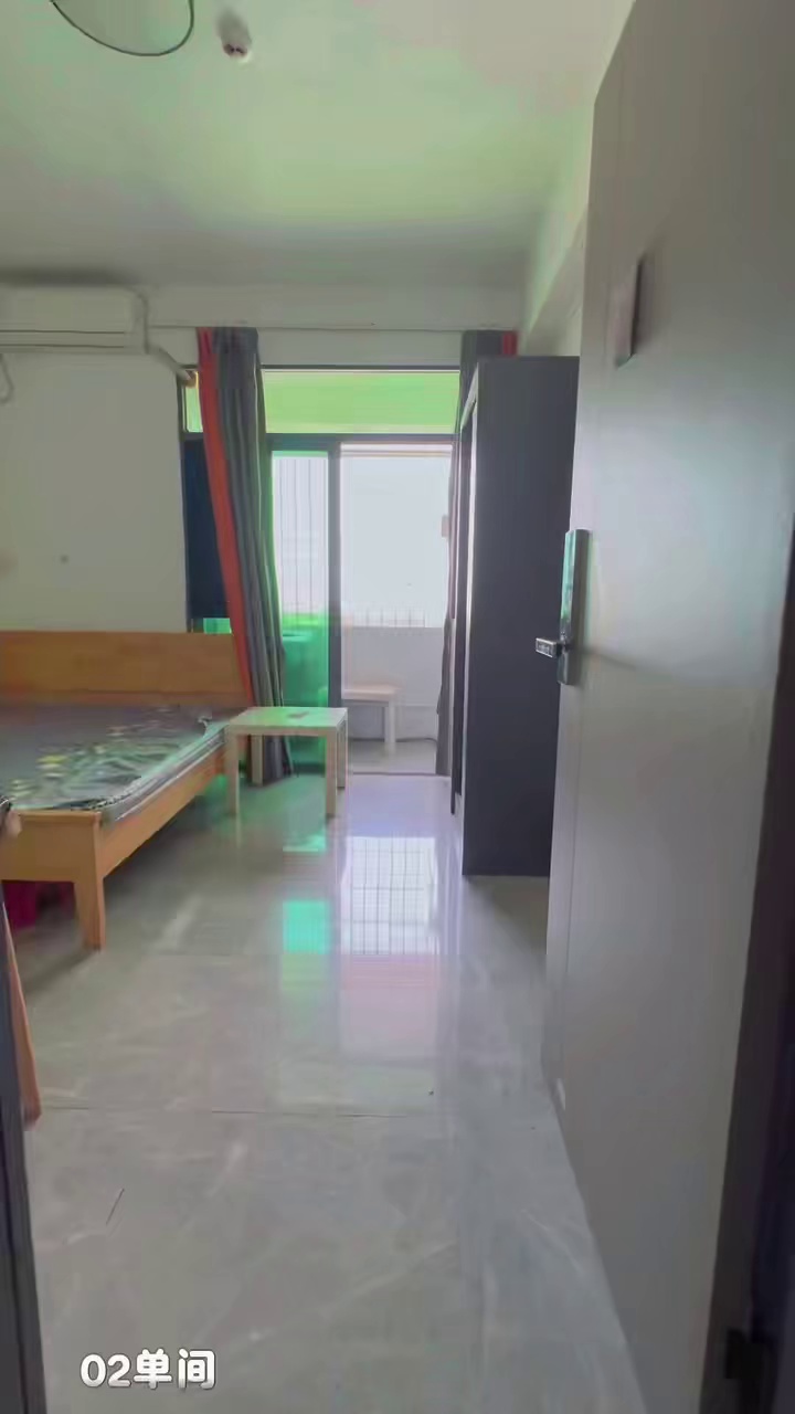 上横朗新村电梯大单间1380