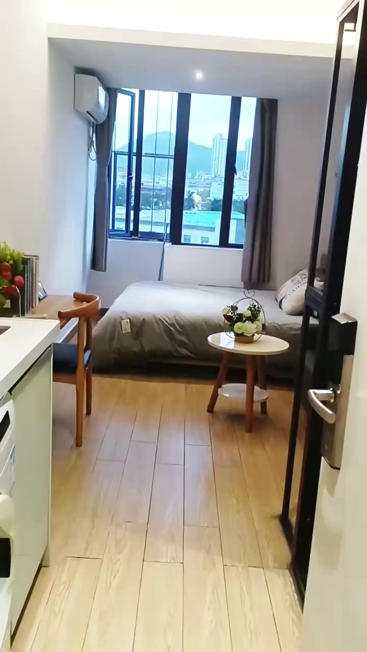 浪口三区电梯精装单间 1480