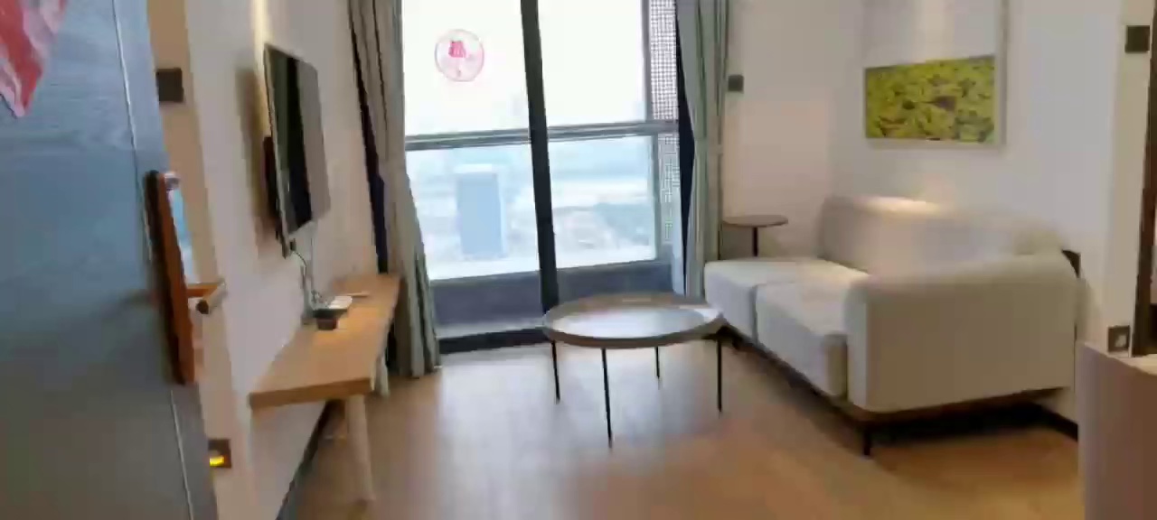 石鼓地铁口小区电梯高层两房一厅6800