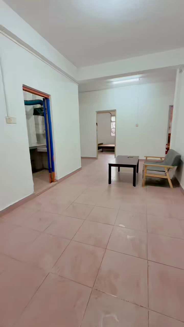 南园路阳台大两房一厅