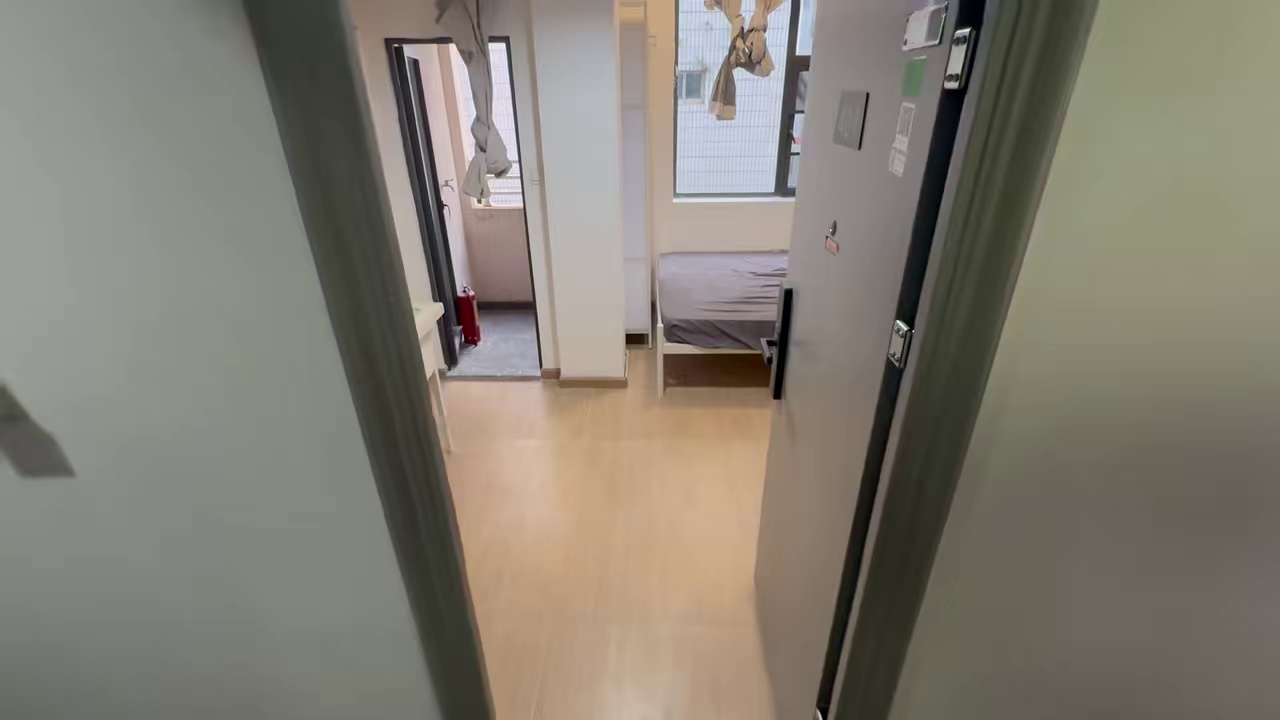龙华地铁站郭吓新村单间1100