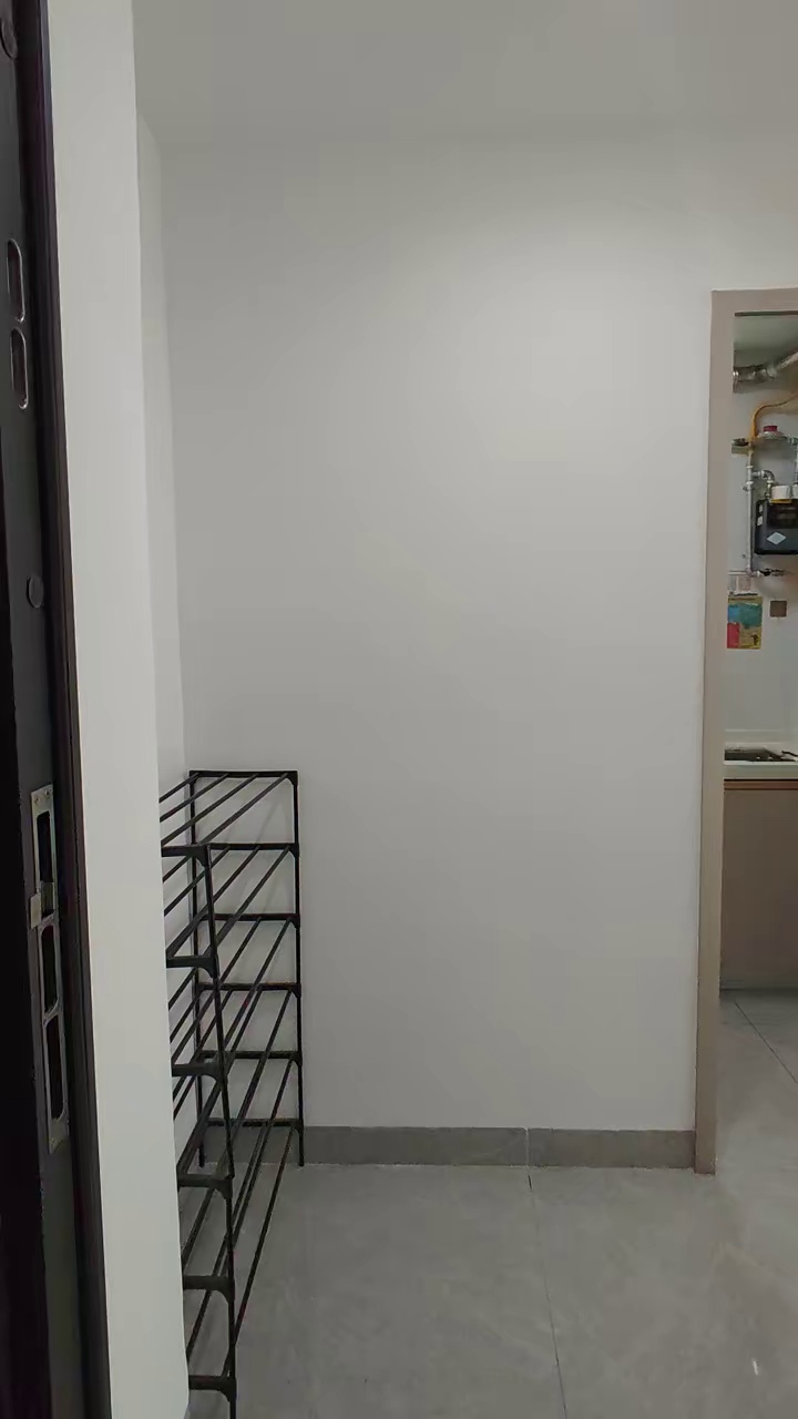 清湖北地铁口贤华名苑三房一厅一卫4700电梯高楼层
