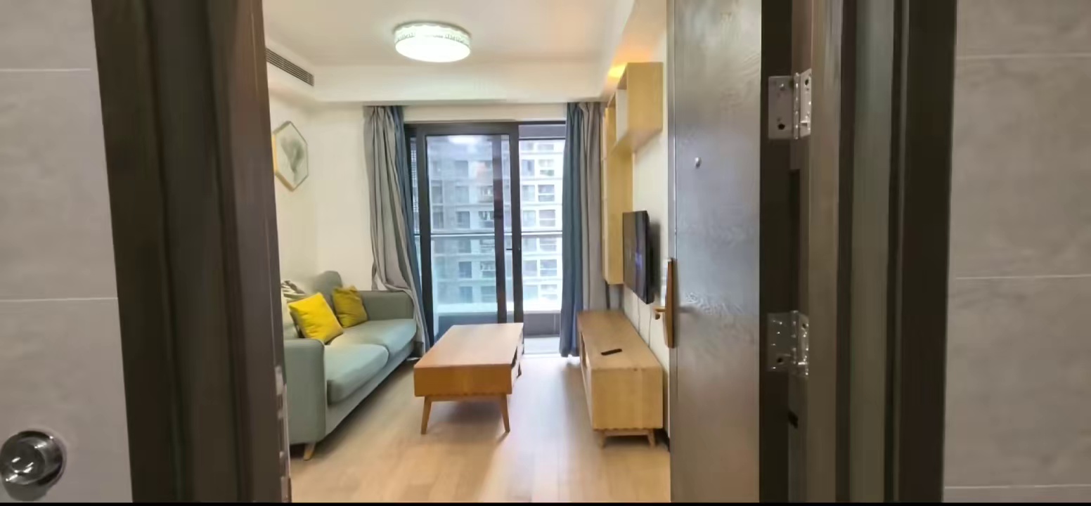 万科云城6期两房一厅转租