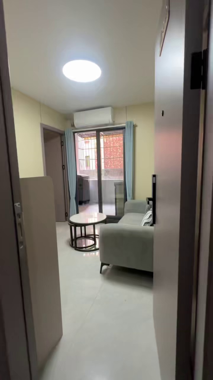 下辇新村电梯一房一厅，1700