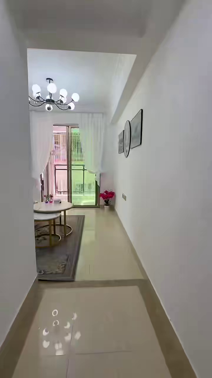 大和村，电梯阳台一房一厅 租金1500月，仅此一套