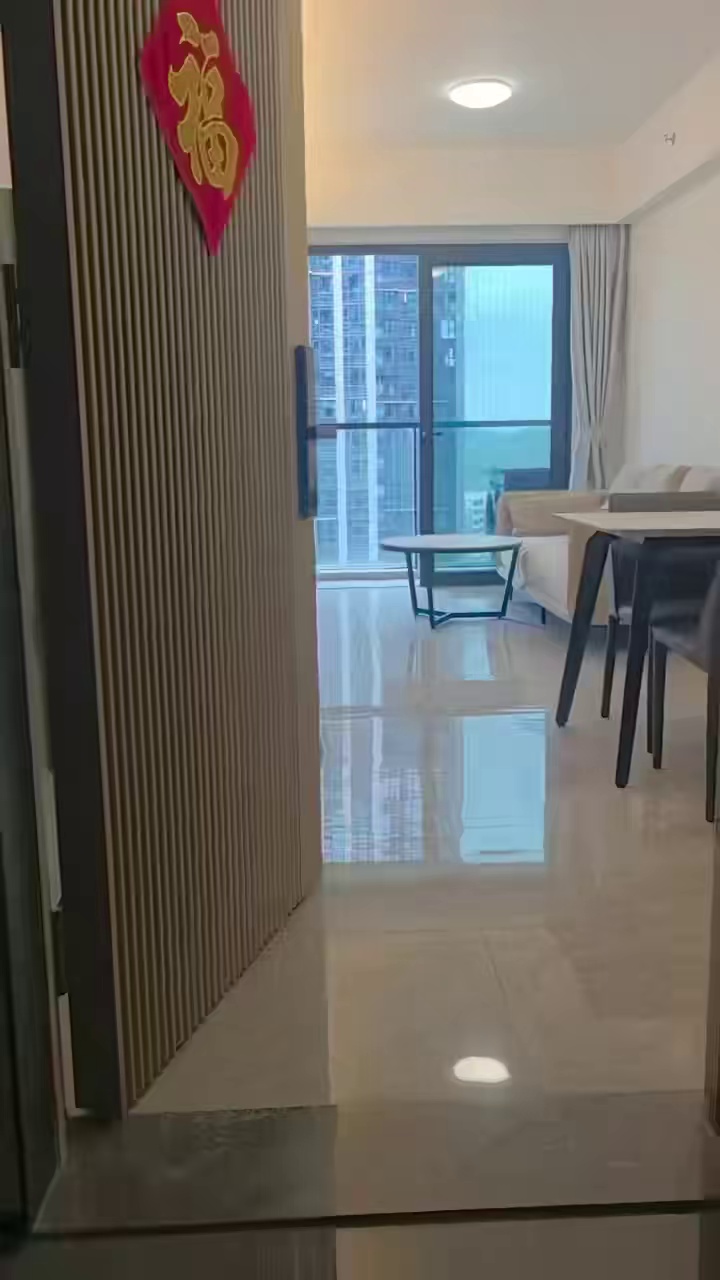洪浪北·玺玥麓坊一房一厅6800（转租）