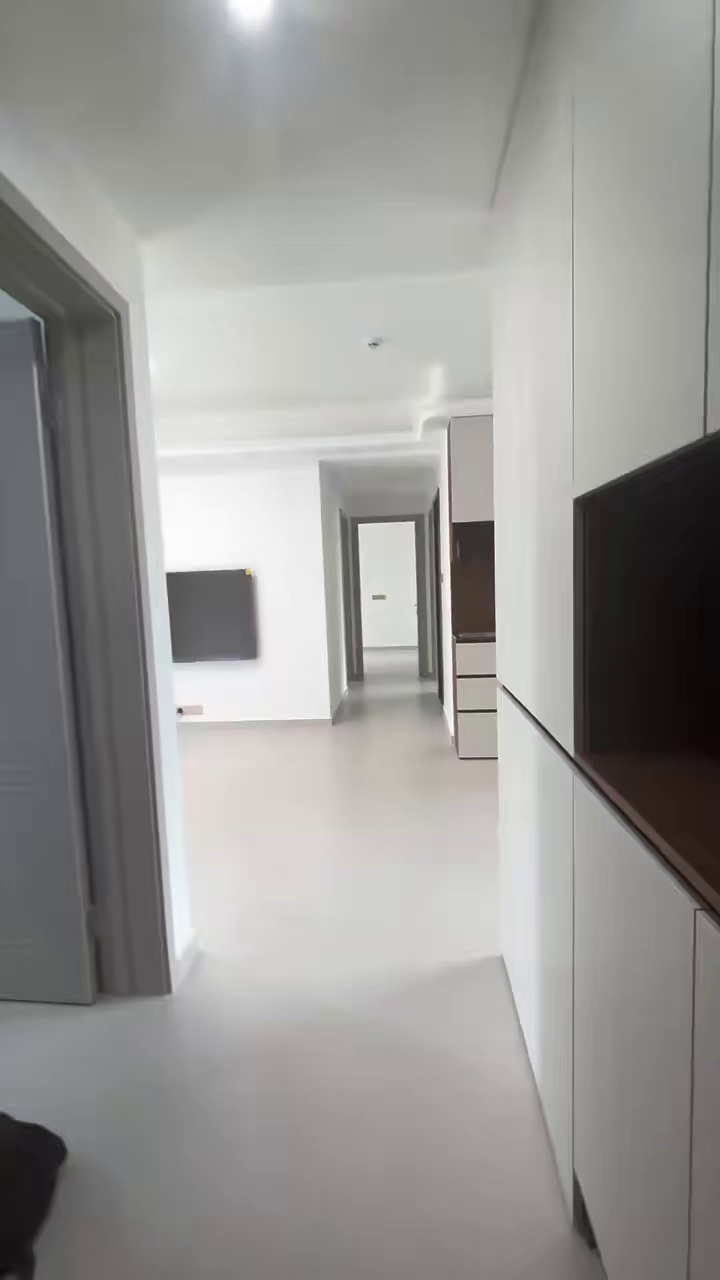 御水华府4房2厅12500，看房方便