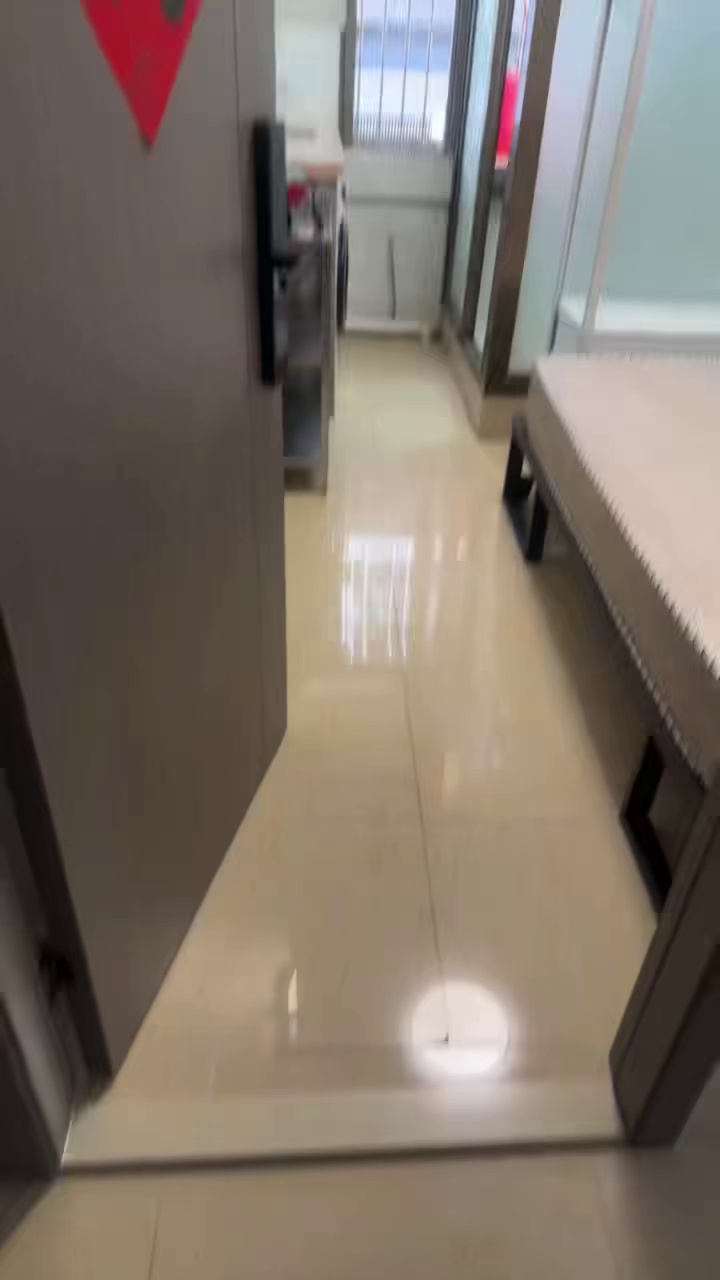 横岭三区单间 楼梯 5 楼 1200