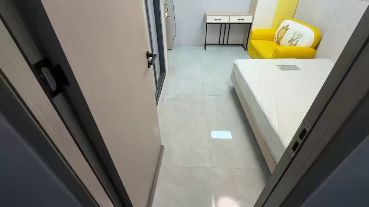 南山科技园高新中 深大站 近腾讯 汉京 联洲大厦 软件园 科兴科学园 精致单间 操作台 采光好 独卫 床 空调 热水器 洗衣机 衣柜 电脑桌