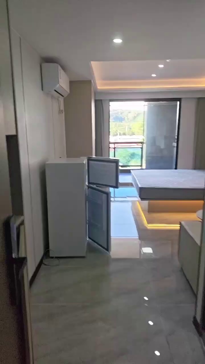 楼村地铁站/阳台大单间1680