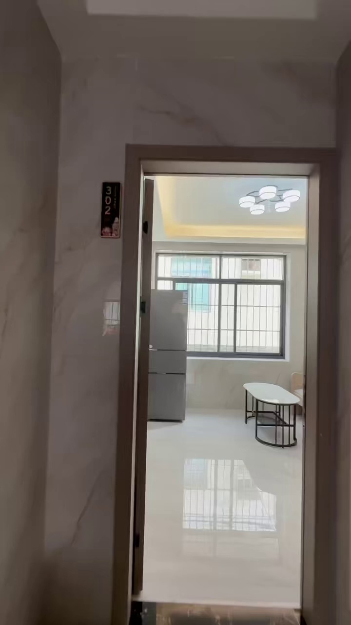 横岗 华侨新村附近 一房一厅2080