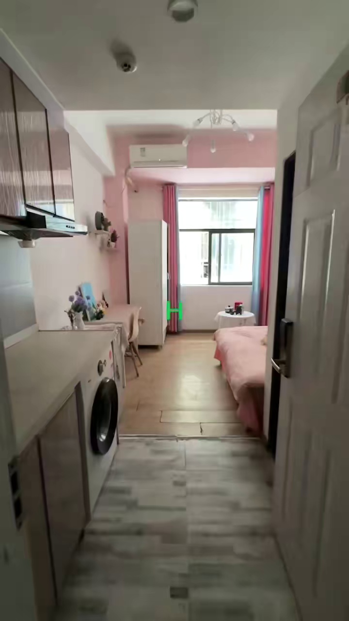 白石夏，裕华园 电梯单间 租1350月