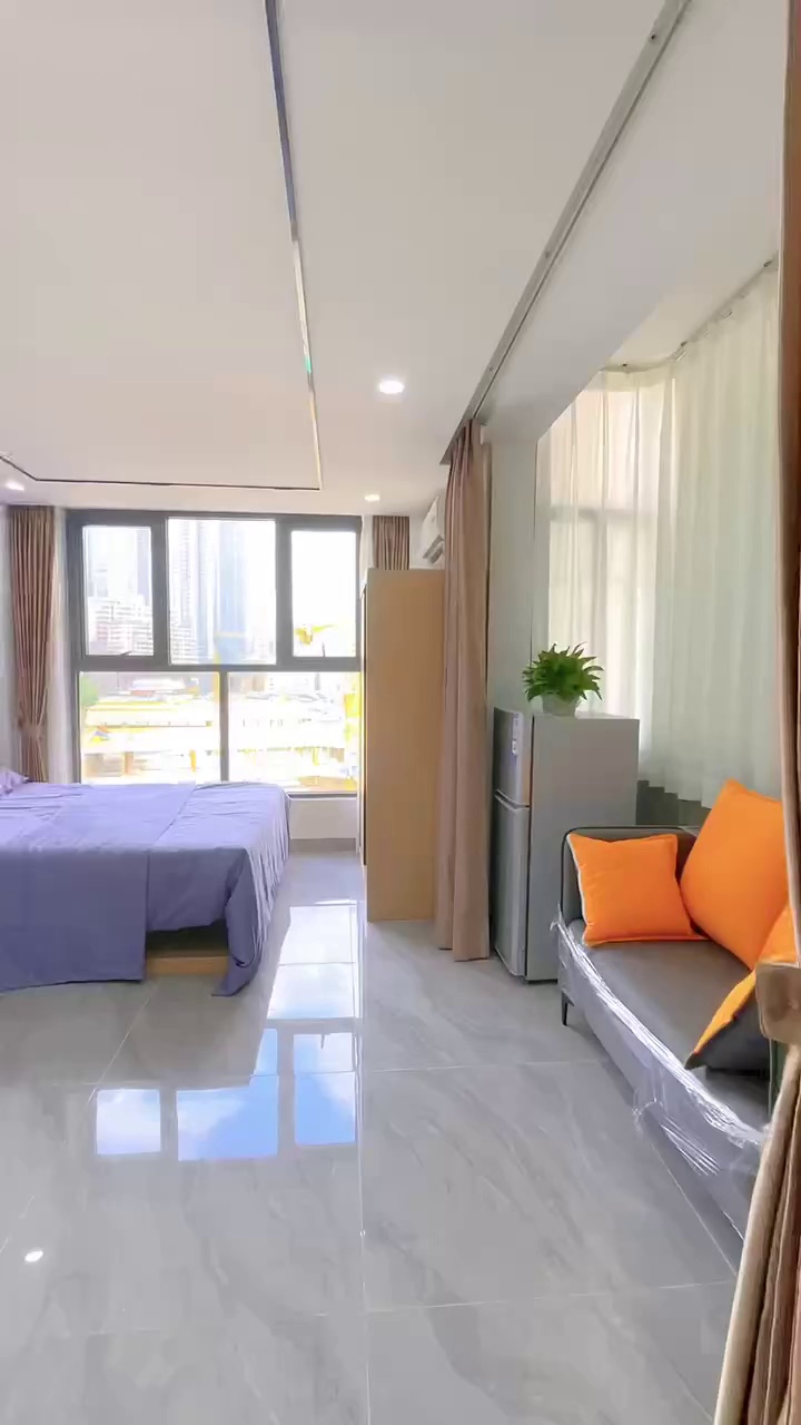 上沙东村十巷一号 309 房，马路边第一栋，全景落地窗，3180
