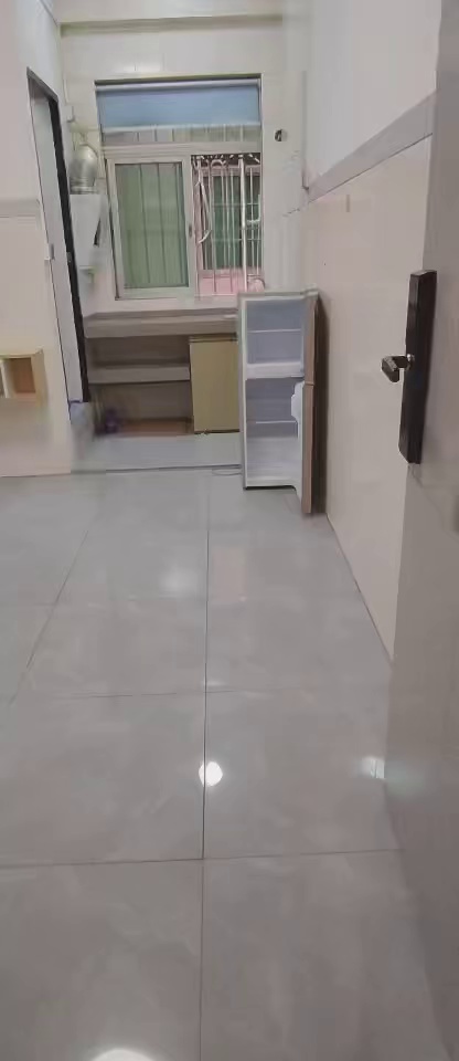 松岗公园，步梯一房一厅，拎包入住！1200抢手速出