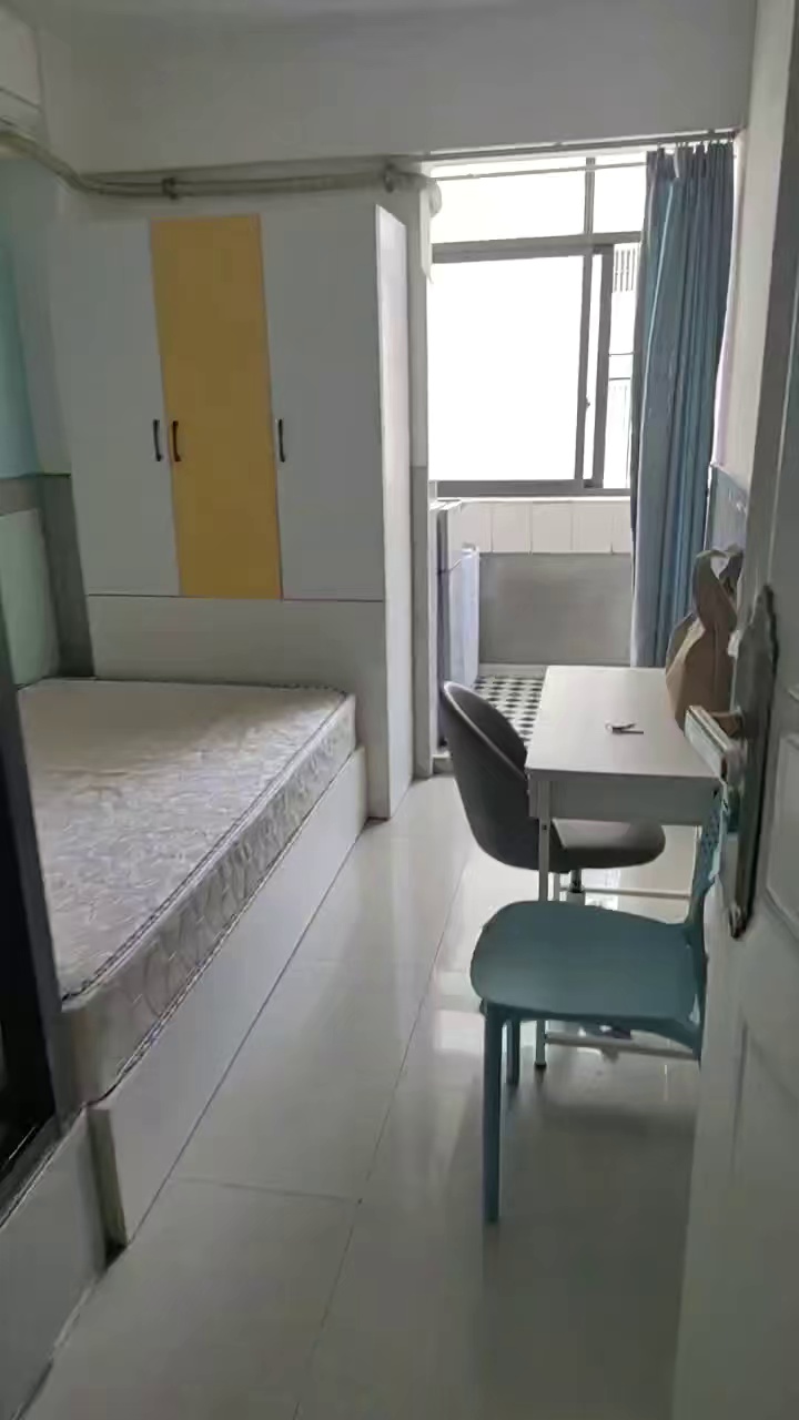 白石洲地铁口 单间 1000+