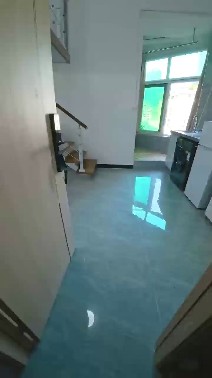 深大南地铁站，复试大单间4000