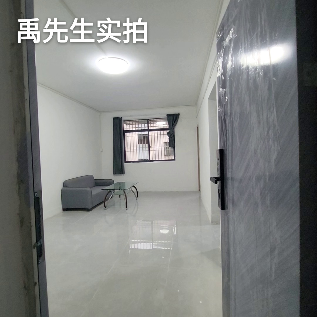 甘坑地铁站口优质精装超大一房一厅家电齐全拎包入住
